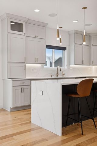 18305 Dove Court, Eden Prairie, MN 55347