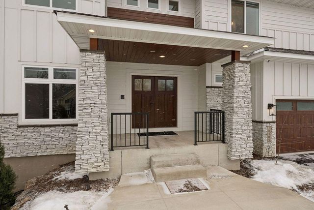18305 Dove Court, Eden Prairie, MN 55347