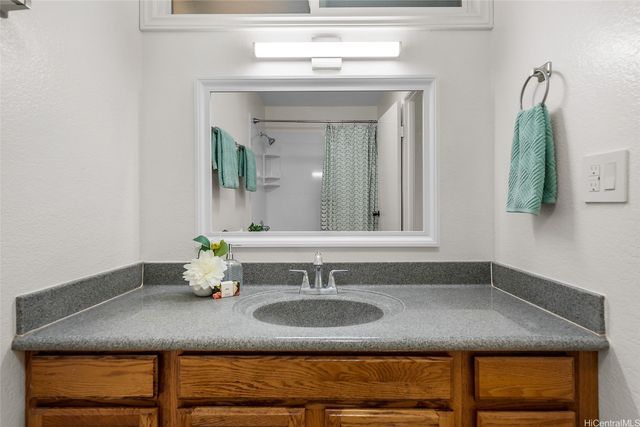 94-372 Kahulialii Street, Mililani, HI 96789