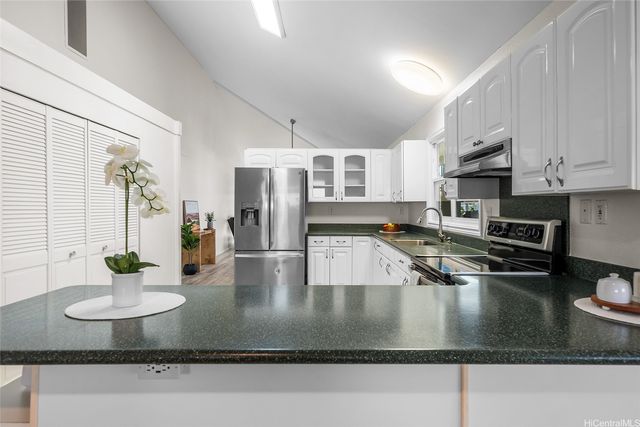 94-372 Kahulialii Street, Mililani, HI 96789