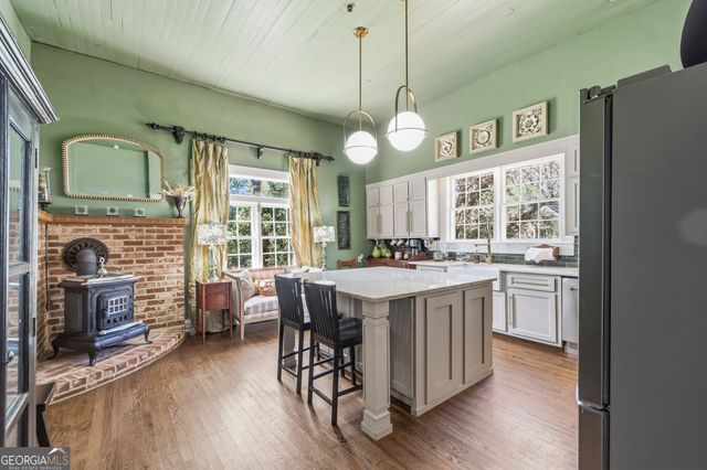 241 E Hightower Trail, Social Circle, GA 30025