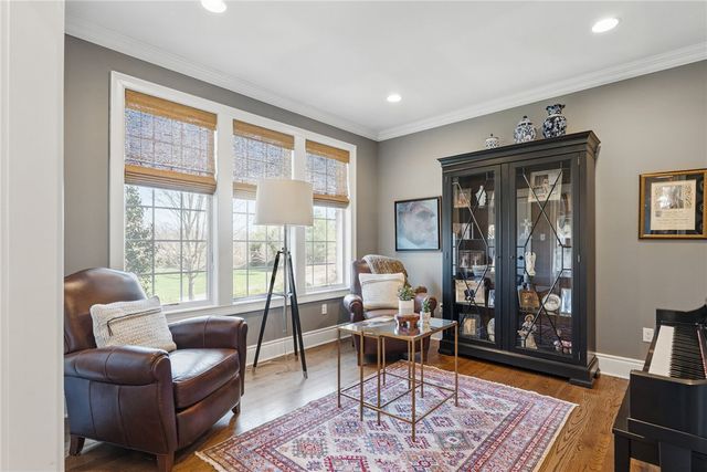 1271 Redfern Dr, Upper St Clair, PA 15241