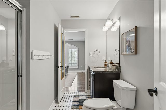 1271 Redfern Dr, Upper St Clair, PA 15241