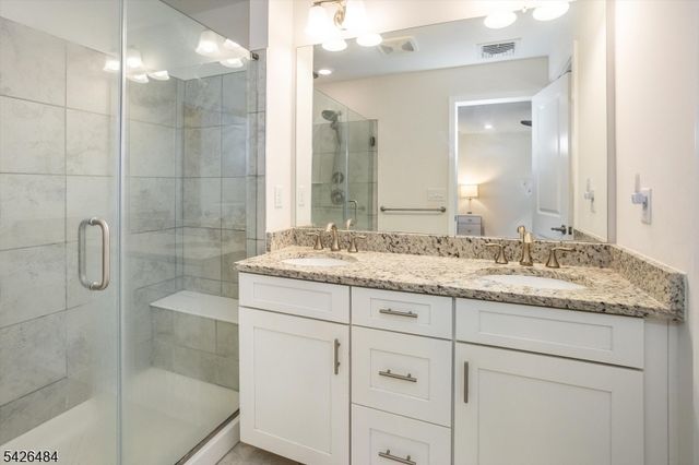 30 Colgate Dr, Morris Twp., NJ 07960