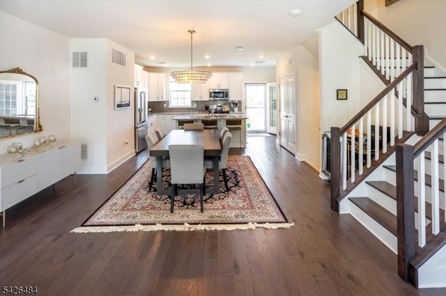 30 Colgate Dr, Morris Twp., NJ 07960