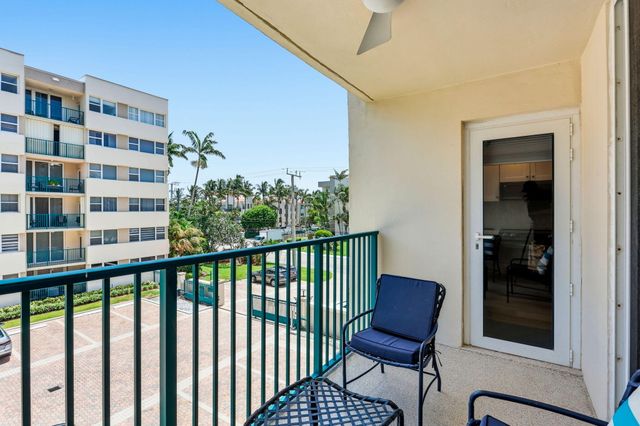 1239 Hillsboro Mile 302, Hillsboro Beach, FL 33062