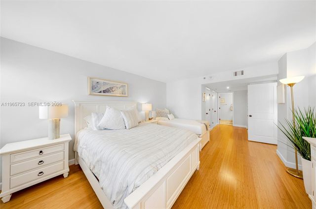 1201 S Ocean Dr 1903S, Hollywood, FL 33019