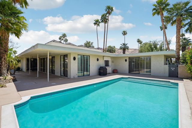 1540 E Sierra Way, Palm Springs, CA 92264