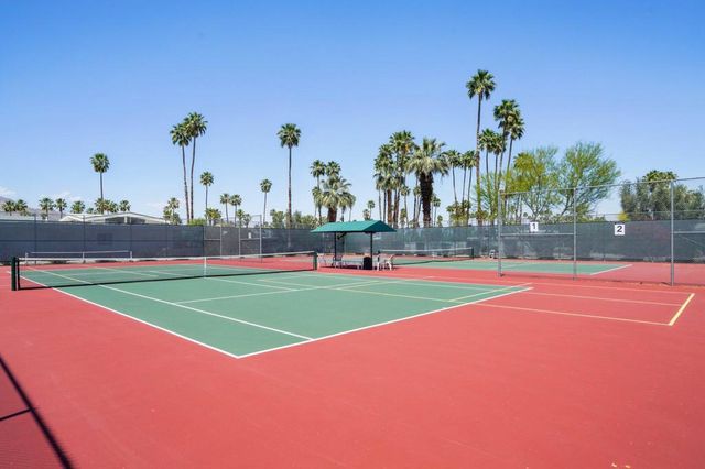 1540 E Sierra Way, Palm Springs, CA 92264