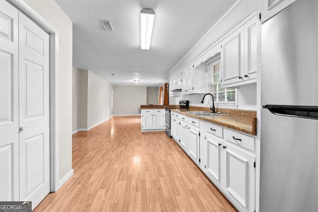 91 Peagler Street, Homerville, GA 31634