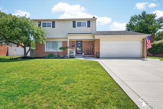 15517 Susan Street, Southgate, MI 48195