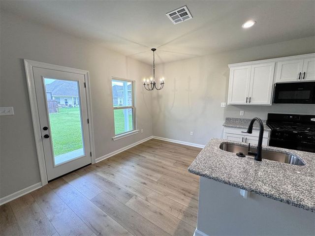 1828 BOWEN Road, Lake Charles, LA 70611