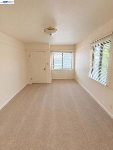 859 Mills Ave, San Bruno, CA 94066