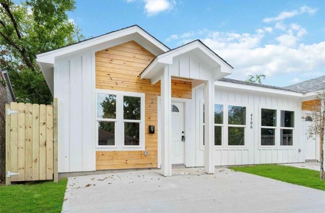 4506 Phlox Street B, Houston, TX 77051