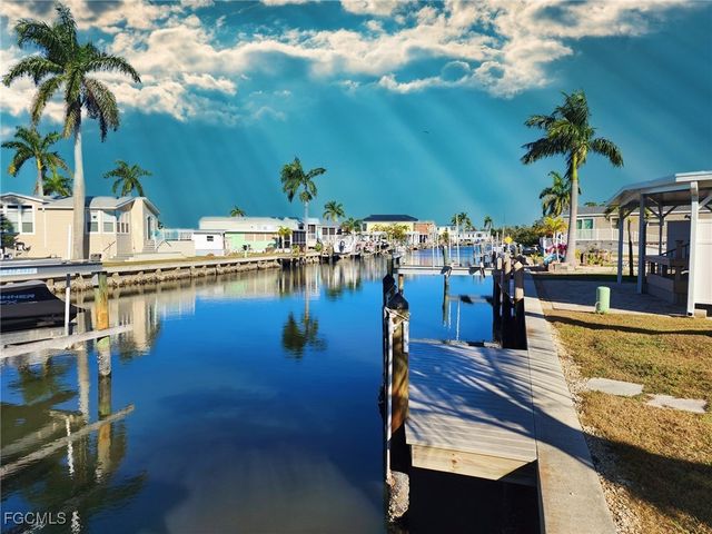 141 Barbados WAY, Fort Myers Beach, FL 33931