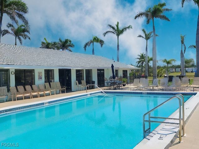 141 Barbados WAY, Fort Myers Beach, FL 33931