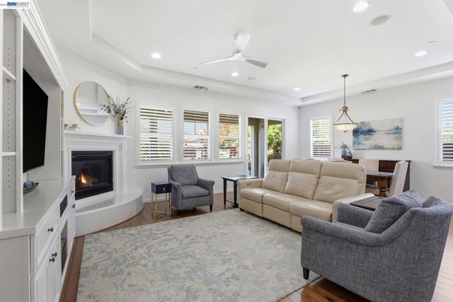 3206 Denton Ct, Pleasanton, CA 94566