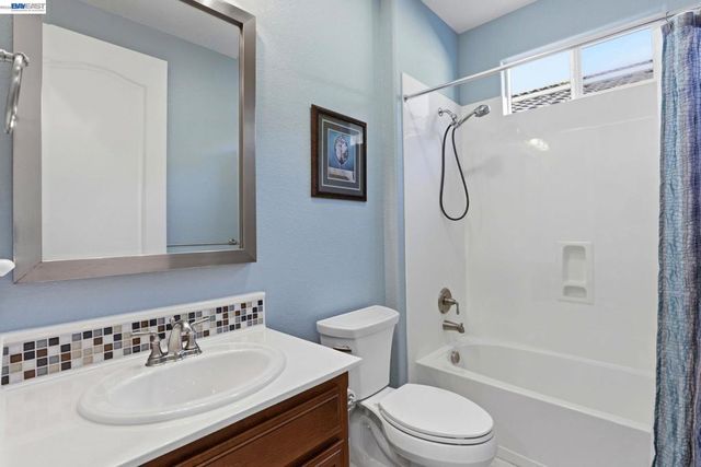 3206 Denton Ct, Pleasanton, CA 94566