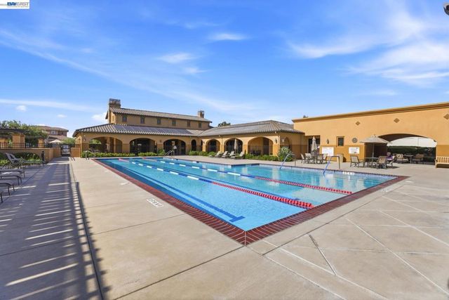 3206 Denton Ct, Pleasanton, CA 94566