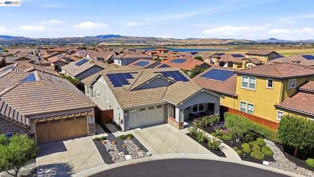 3206 Denton Ct, Pleasanton, CA 94566