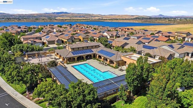 3206 Denton Ct, Pleasanton, CA 94566
