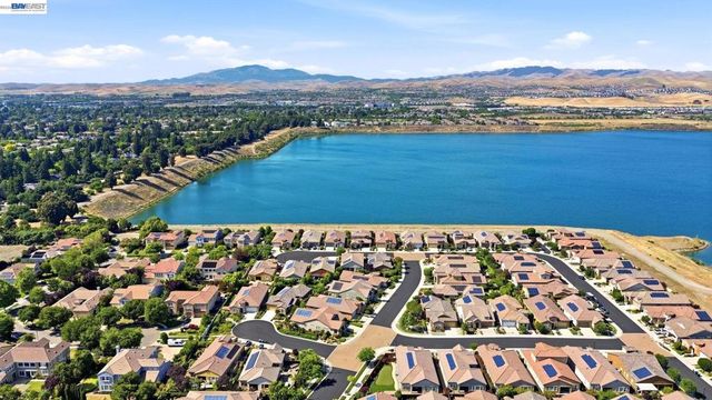 3206 Denton Ct, Pleasanton, CA 94566