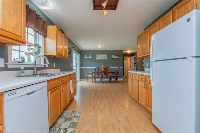 285 Raven Circle, Lexington, NC 27292