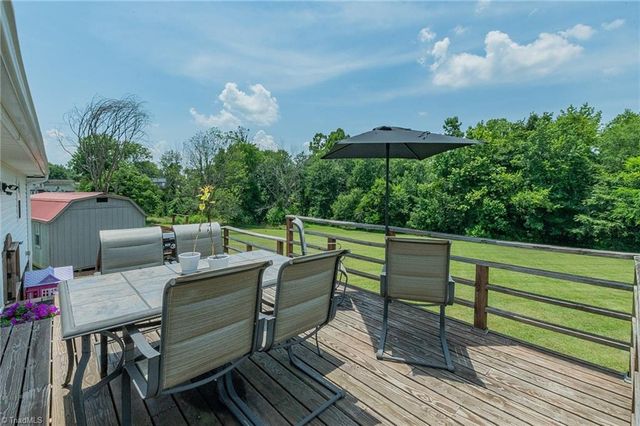 285 Raven Circle, Lexington, NC 27292