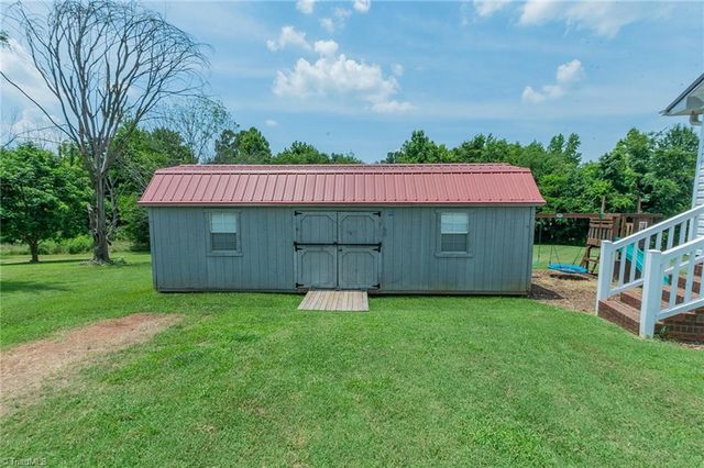 285 Raven Circle, Lexington, NC 27292
