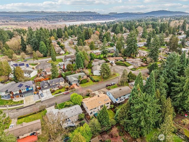 5733 155th Avenue NE, Redmond, WA 98052