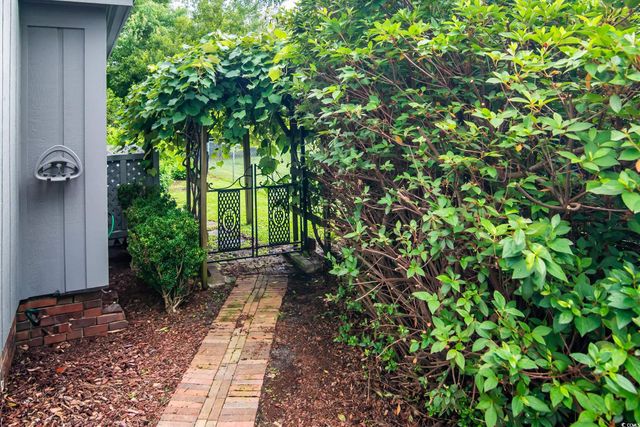 302 Sunnehanna Dr., Myrtle Beach, SC 29588