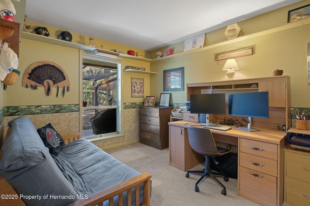 8725 Quail Run Drive, Wesley Chapel, FL 33544