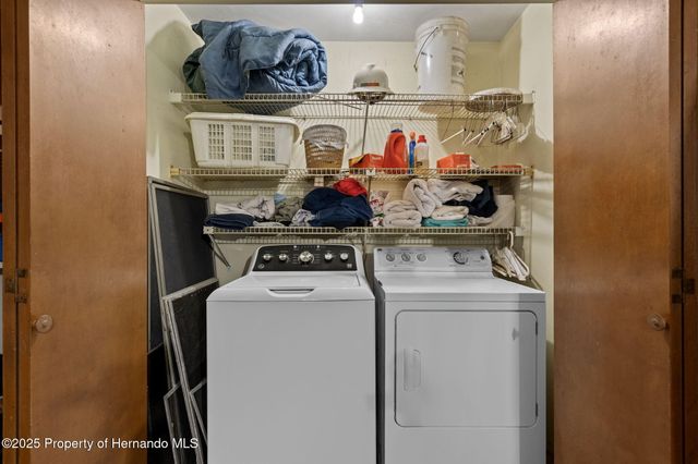 8725 Quail Run Drive, Wesley Chapel, FL 33544