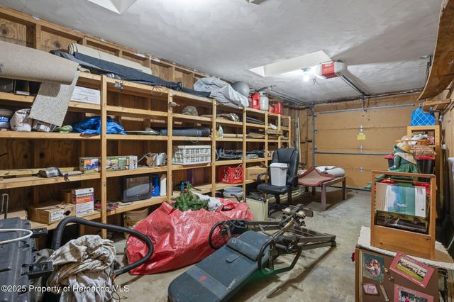 8725 Quail Run Drive, Wesley Chapel, FL 33544