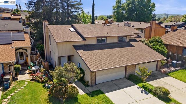 1324 Almondwood Dr, Antioch, CA 94509