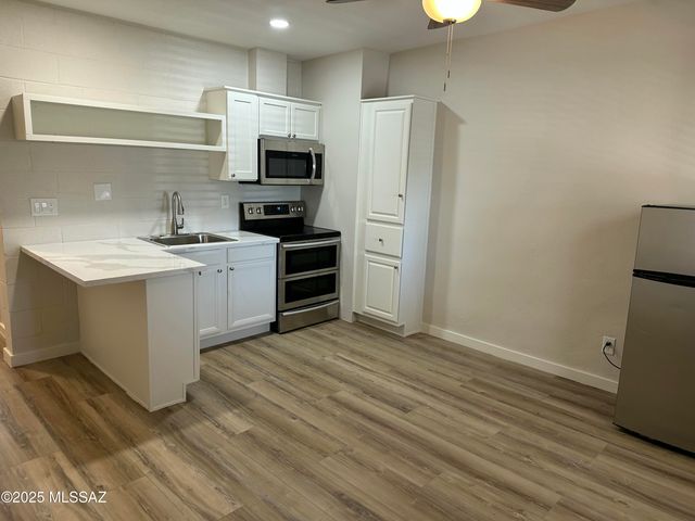 645 W Mabel Street, Tucson, AZ 85705