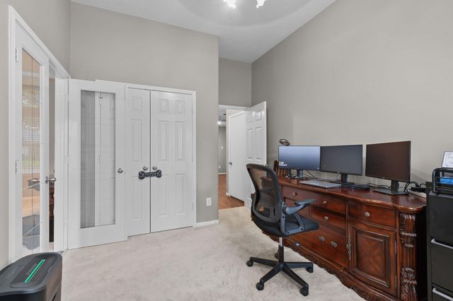 2410 Avalon Trace Lane, Pearland, TX 77581