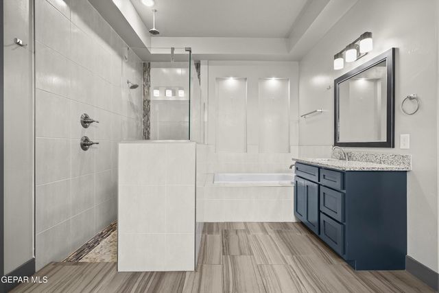 7379 MULE TEAM Drive, El Paso, TX 79911