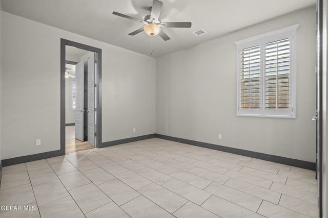 7379 MULE TEAM Drive, El Paso, TX 79911