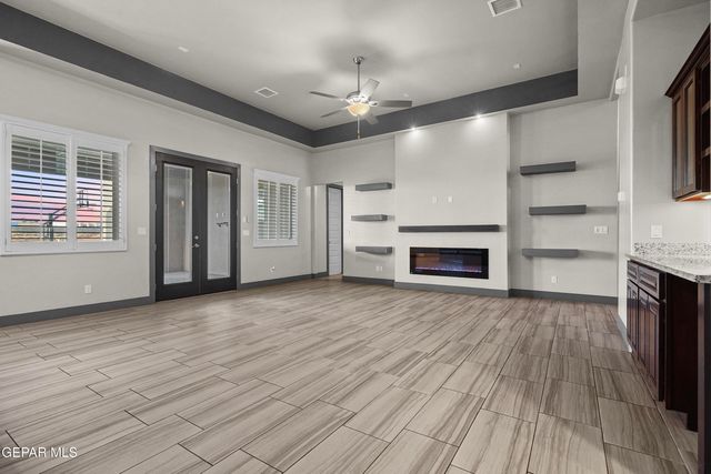 7379 MULE TEAM Drive, El Paso, TX 79911