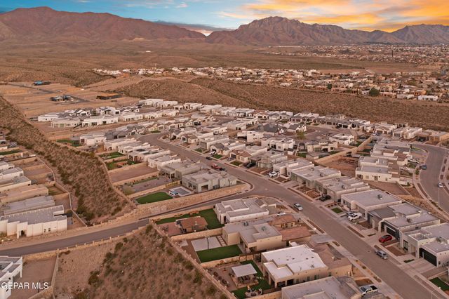 7379 MULE TEAM Drive, El Paso, TX 79911