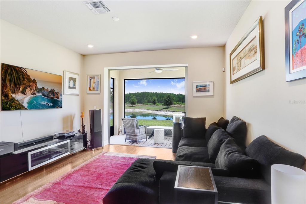 Image 11 of property listing at 19557 SHIP WHEEL WAY, Land O Lakes, FL 34638