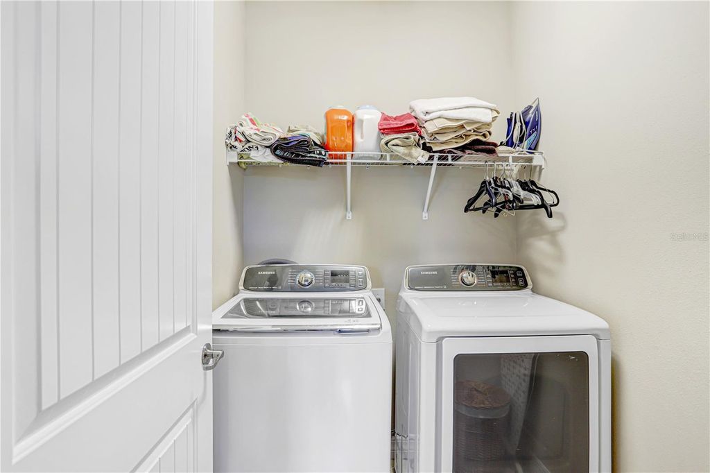 Image 19 of property listing at 19557 SHIP WHEEL WAY, Land O Lakes, FL 34638