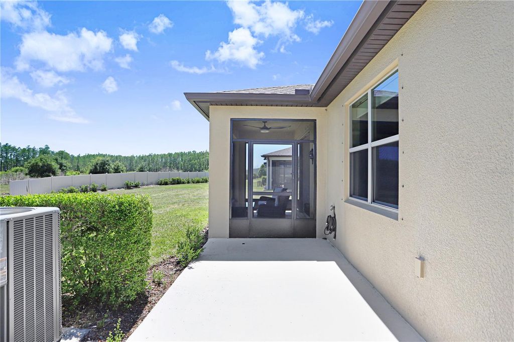 Image 27 of property listing at 19557 SHIP WHEEL WAY, Land O Lakes, FL 34638