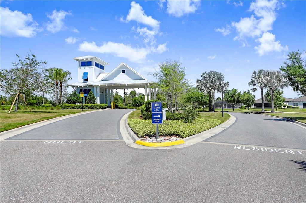 Image 32 of property listing at 19557 SHIP WHEEL WAY, Land O Lakes, FL 34638