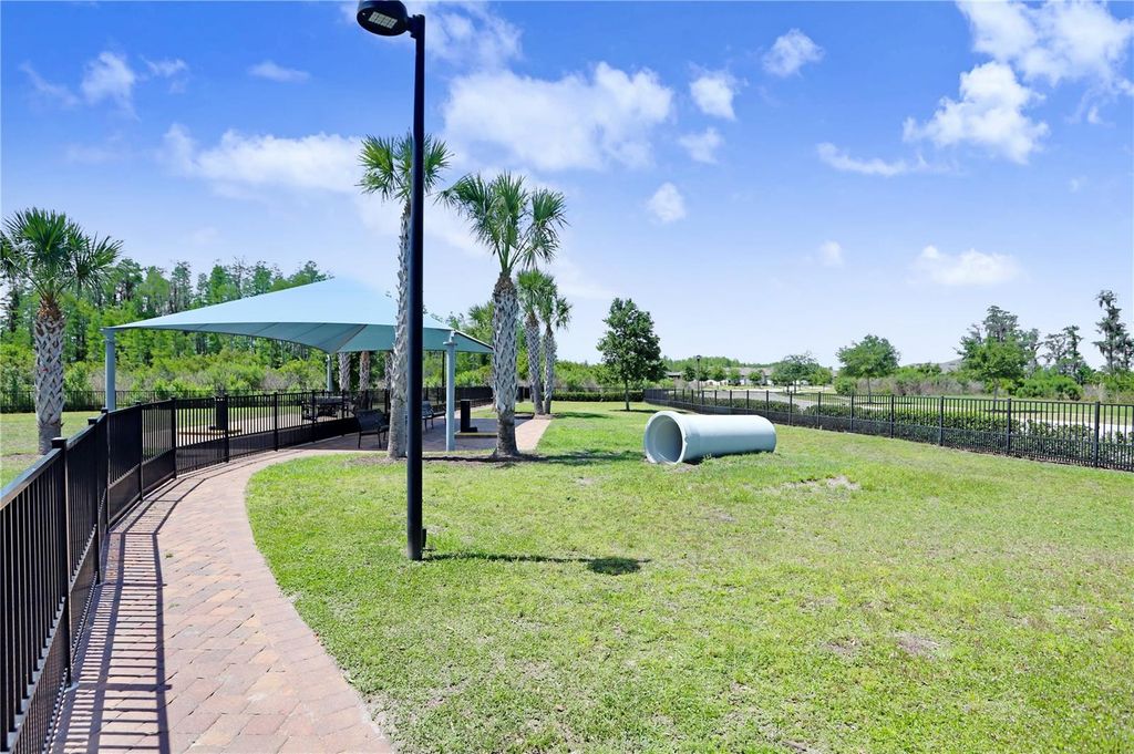 Image 43 of property listing at 19557 SHIP WHEEL WAY, Land O Lakes, FL 34638