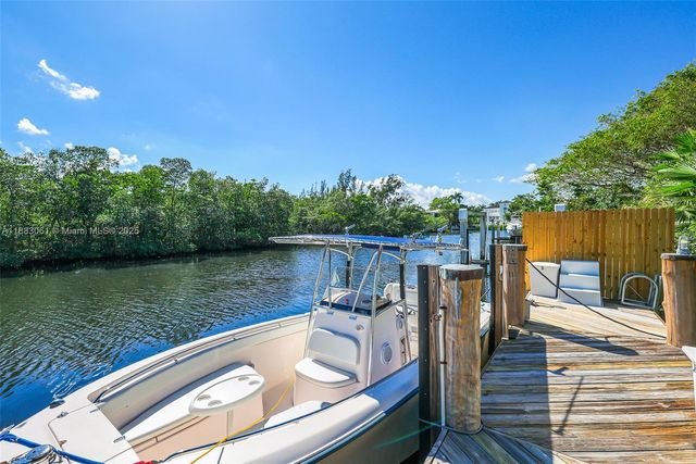 184 Paloma Dr, Coral Gables, FL 33143