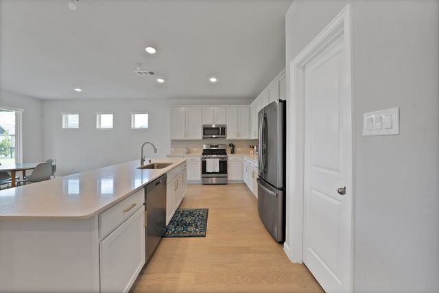 113 Natalie Court, Heath, TX 75126