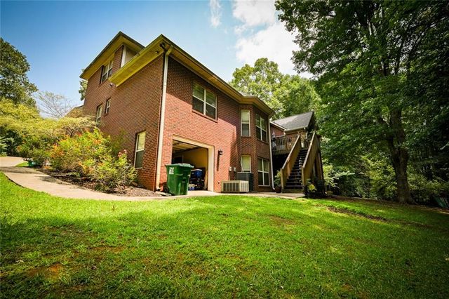 12426 Edgewater Drive, Hampton, GA 30228
