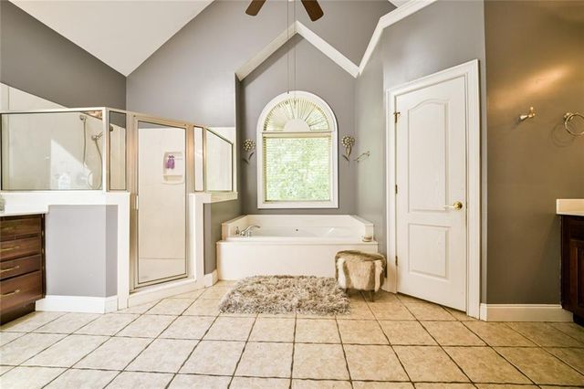 12426 Edgewater Drive, Hampton, GA 30228